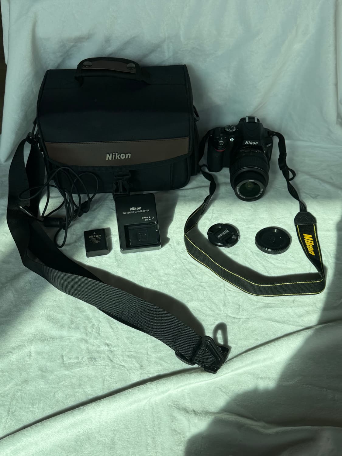 니콘 D5100 + 18-55 VR 세트 판매합니다 상품이미지1