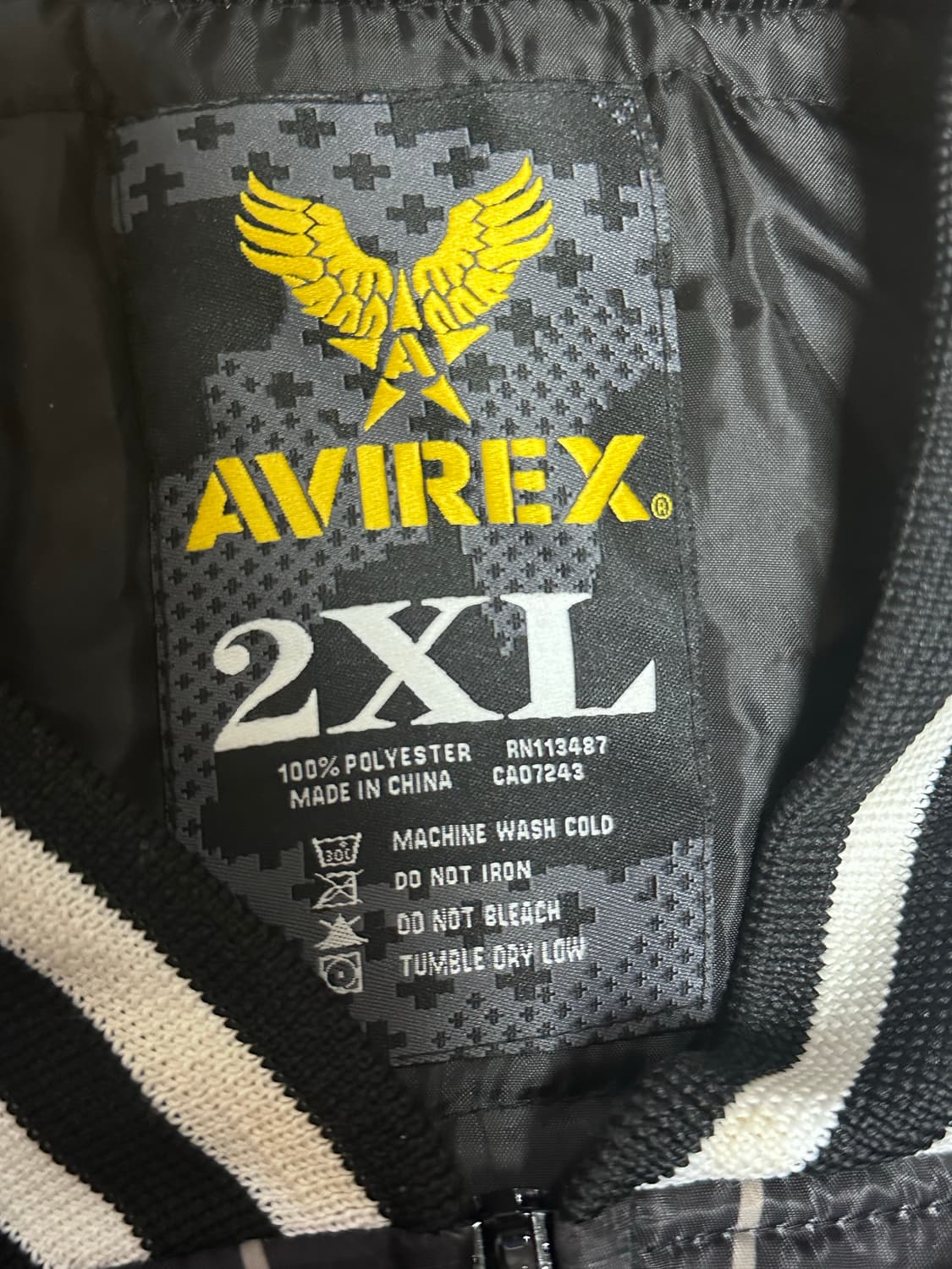 AVIREX 75 아비렉스 핀스트라이프 베이스볼 사틴 바시티 자켓 상품이미지4