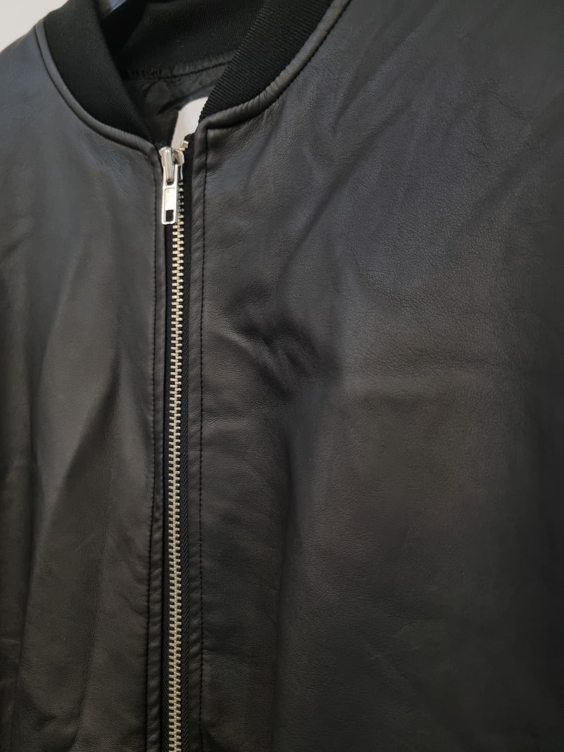 NEVER 블랙 레더 봄버 자켓 105 상품이미지3