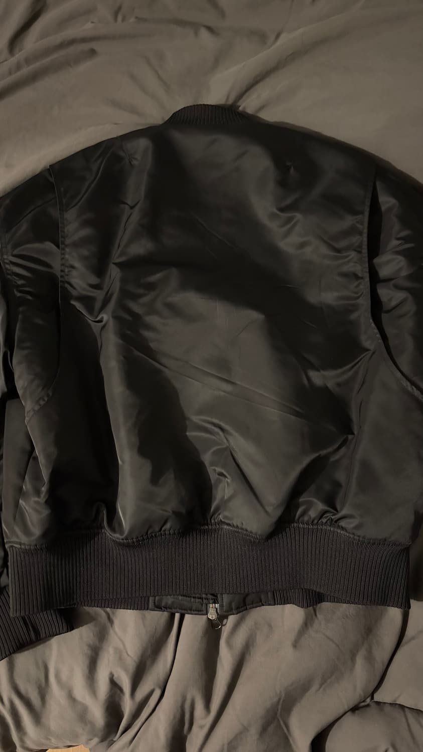 이에이 POUCH BOMBER JACKET Black 상품이미지4