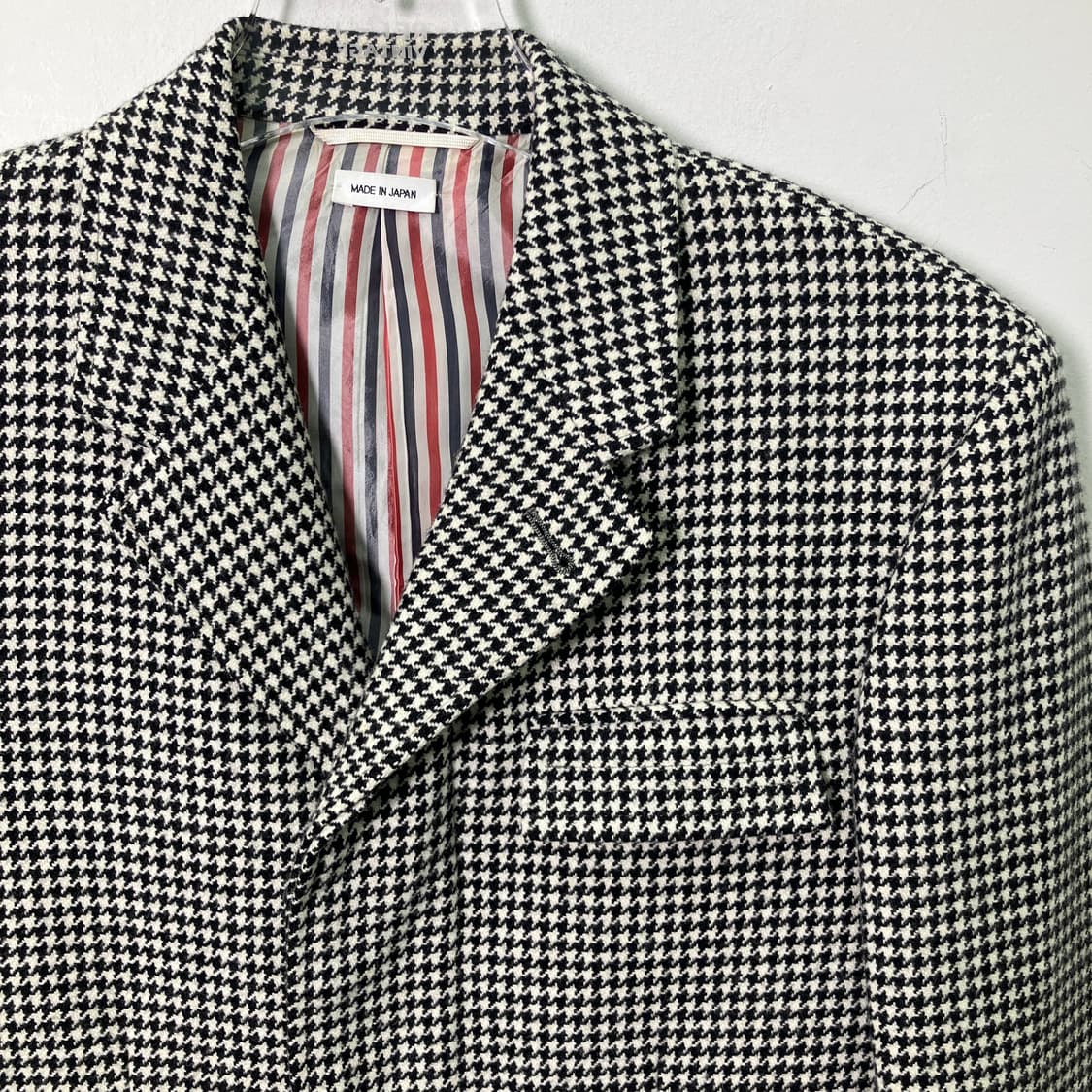 톰브라운 하운드투스 패턴 울코트  상품이미지4