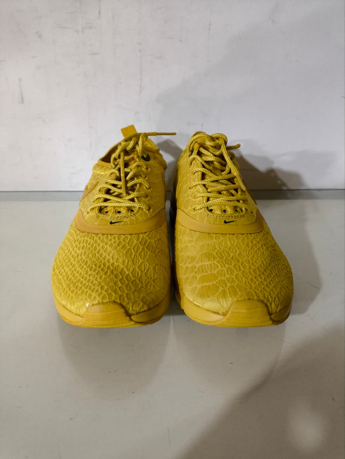 235mm 나이키 에어맥스 테아 울트라 운동화 상품이미지3