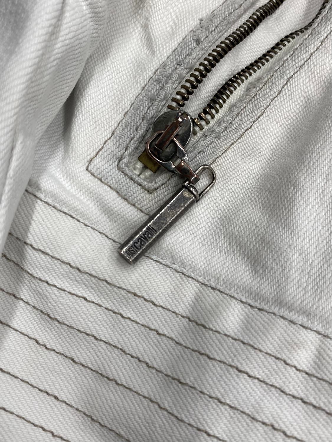 2000s 저스트 카발리 디스트레스드 아일렛 자켓 상품이미지7