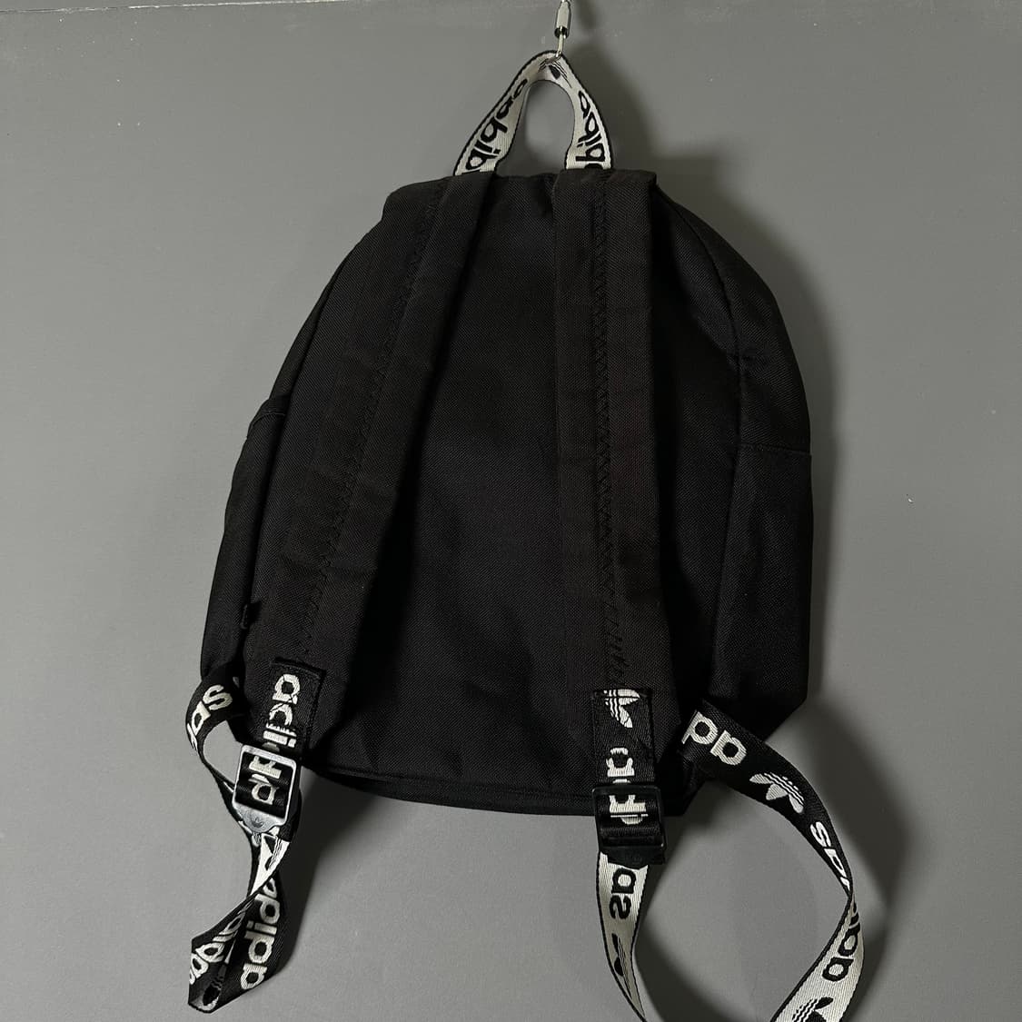 아디다스 파이어버드 불꽃 로고 미니 백팩 가방 블랙  [013106] 상품이미지4