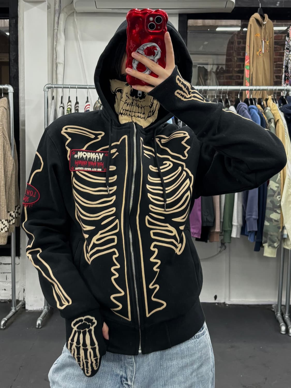 밴슨 레더 X 로우블로우너클 하이넥 스컬 집업 상품이미지3