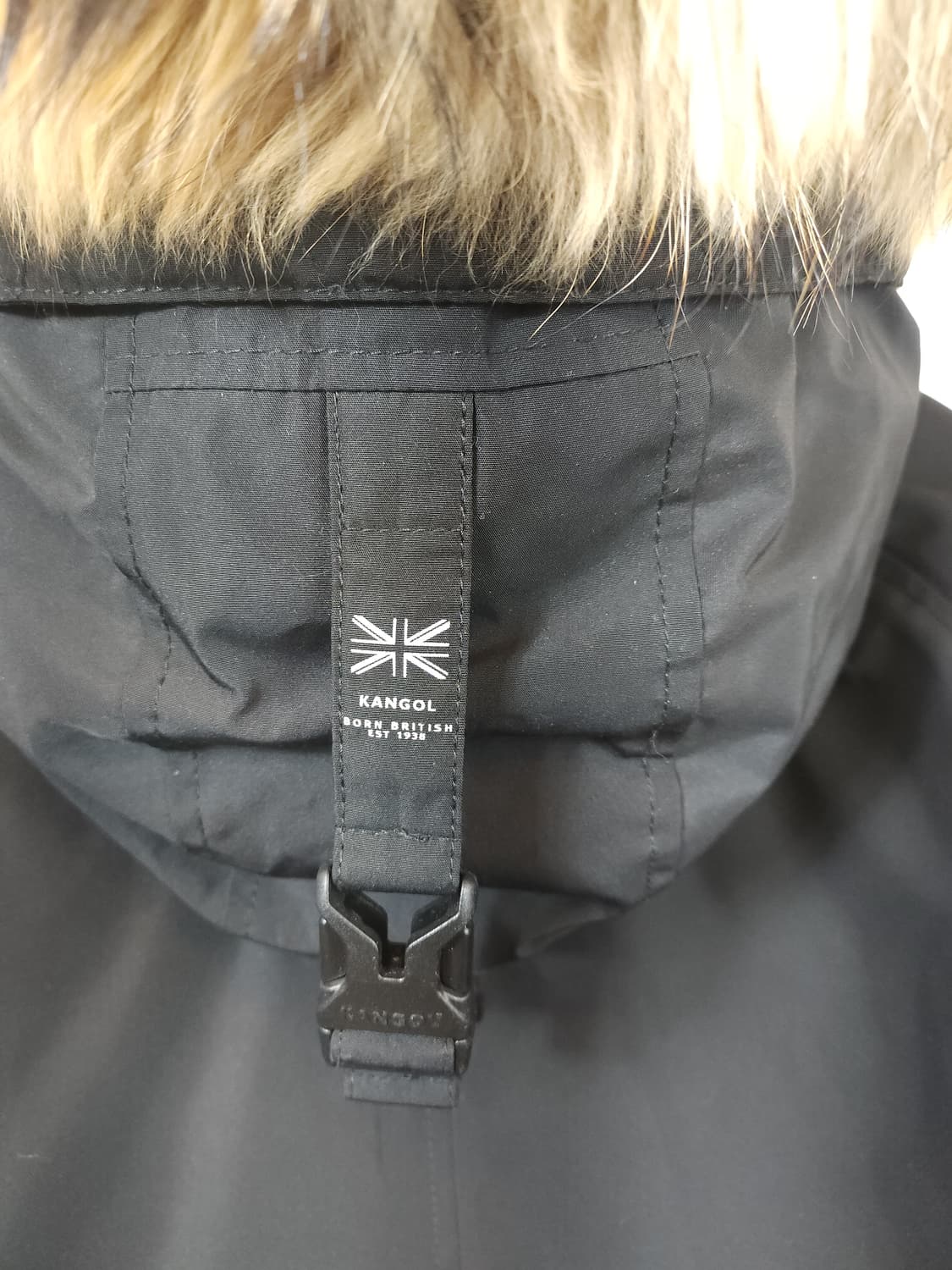 캉골 블랙 덕다운 패딩 블랙  95-100 M 상품이미지4