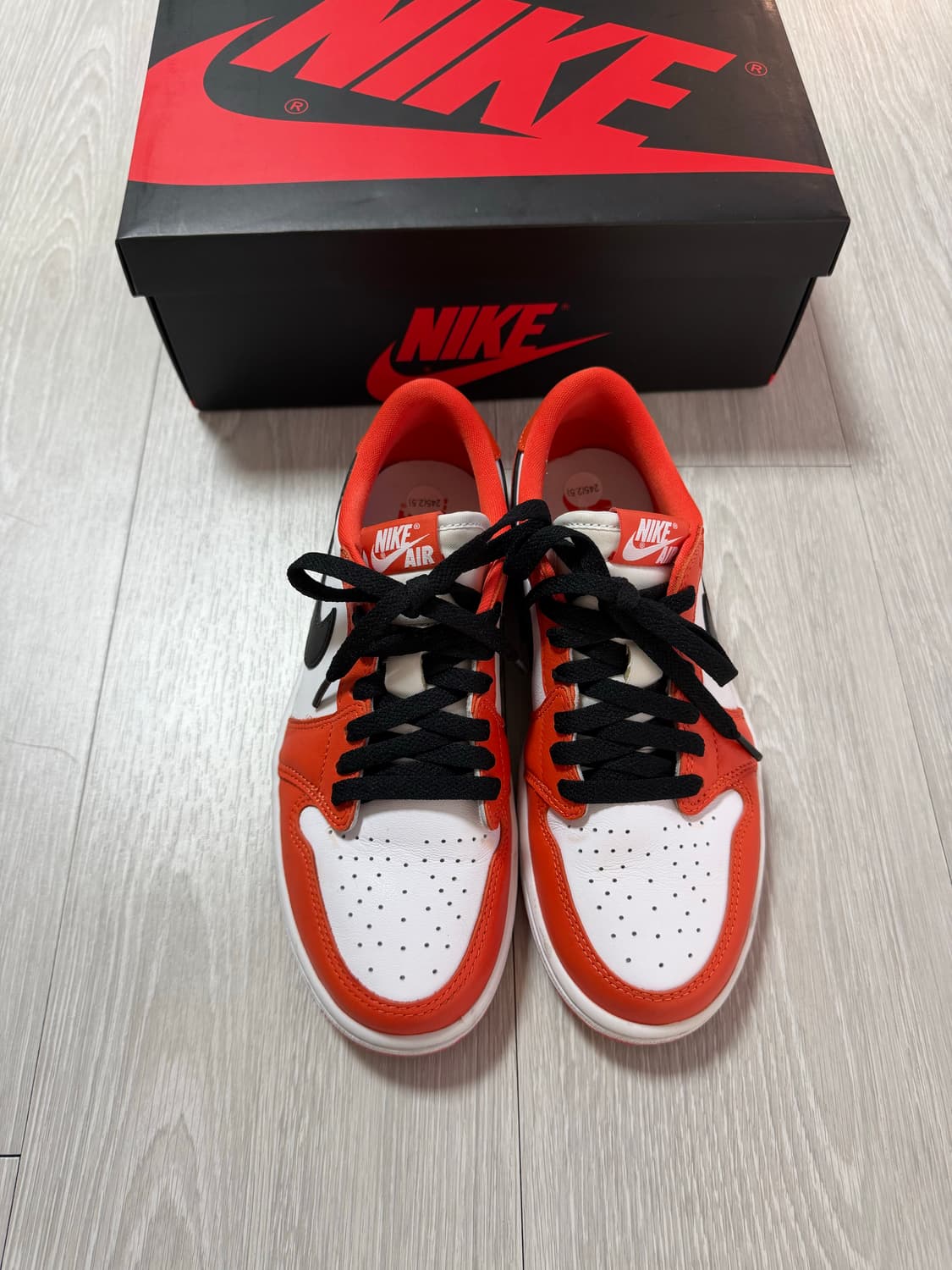 [245] 나이키 조던1 로우 우먼스 스타피쉬 상품이미지1