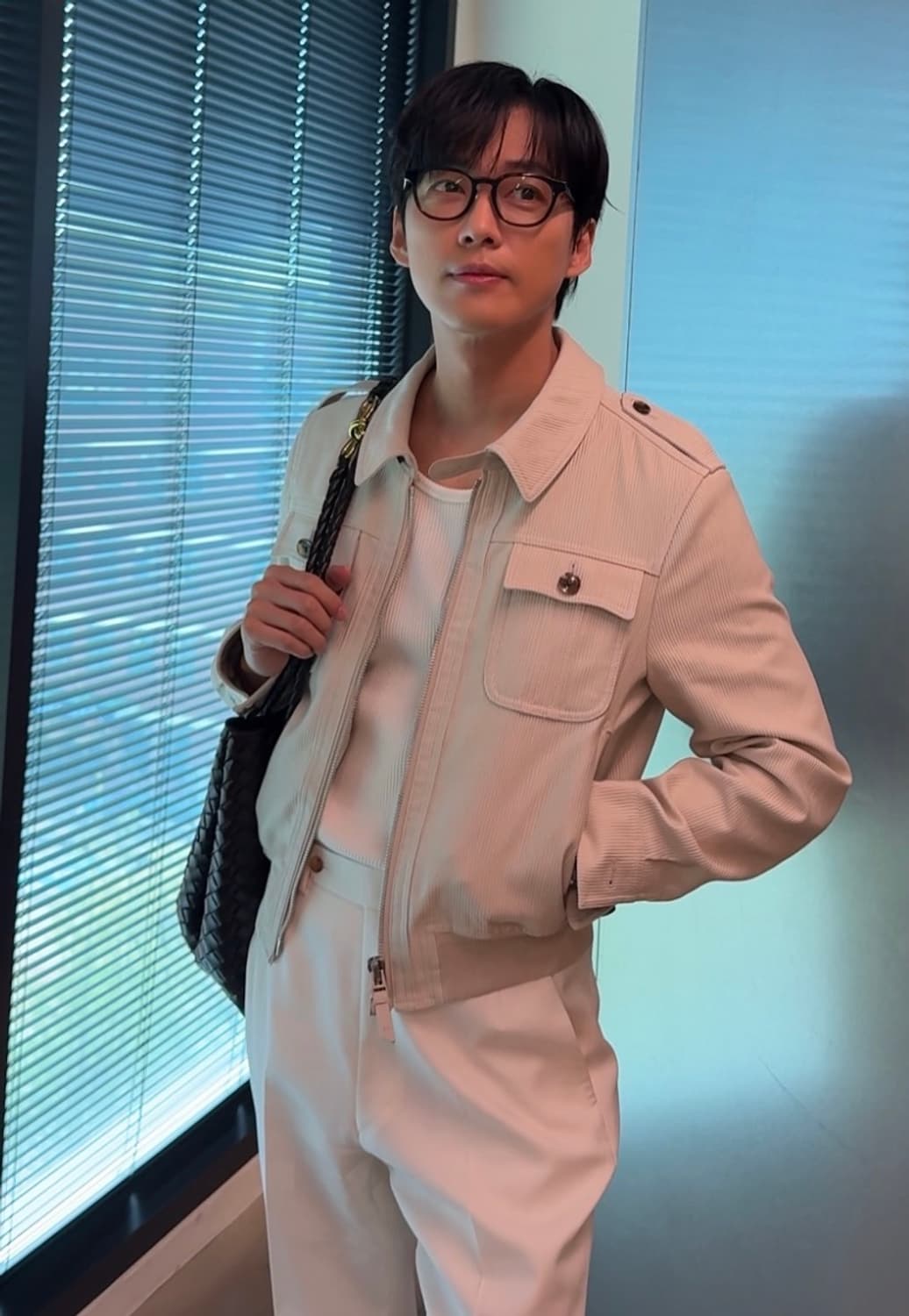 톰포드 배틀코듀로이 54사이즈 상품이미지1