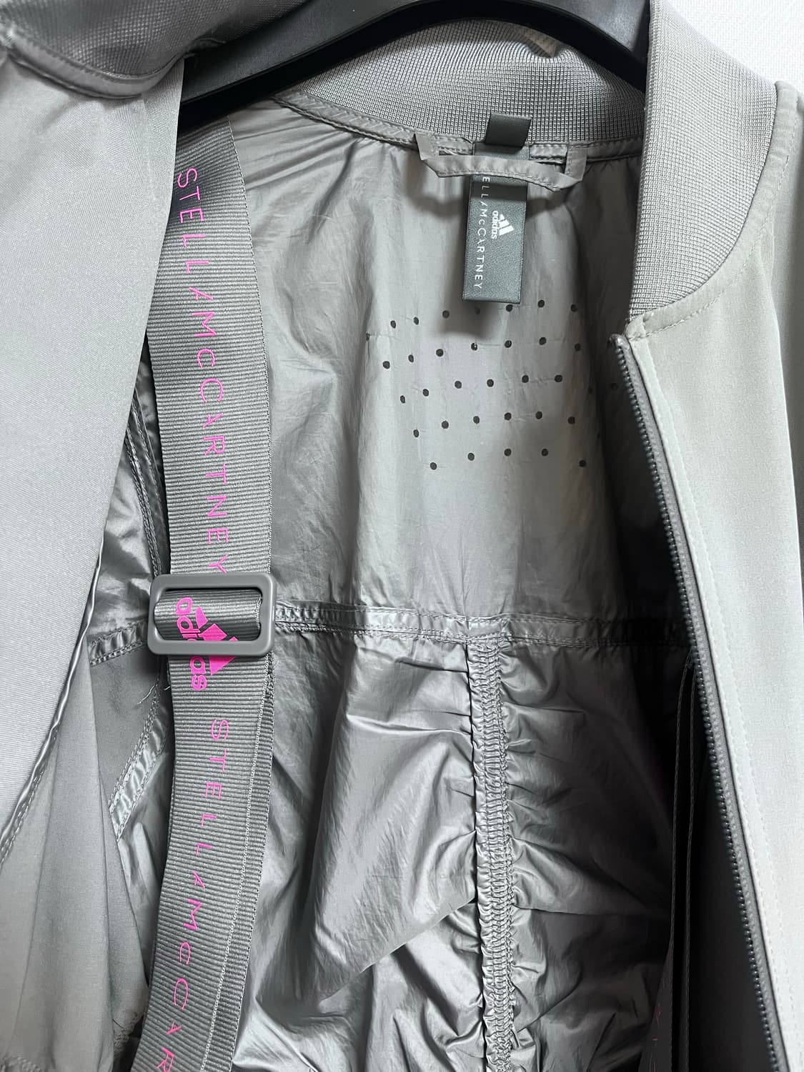 아디다스 스텔라매카트니 바람막이 상품이미지4