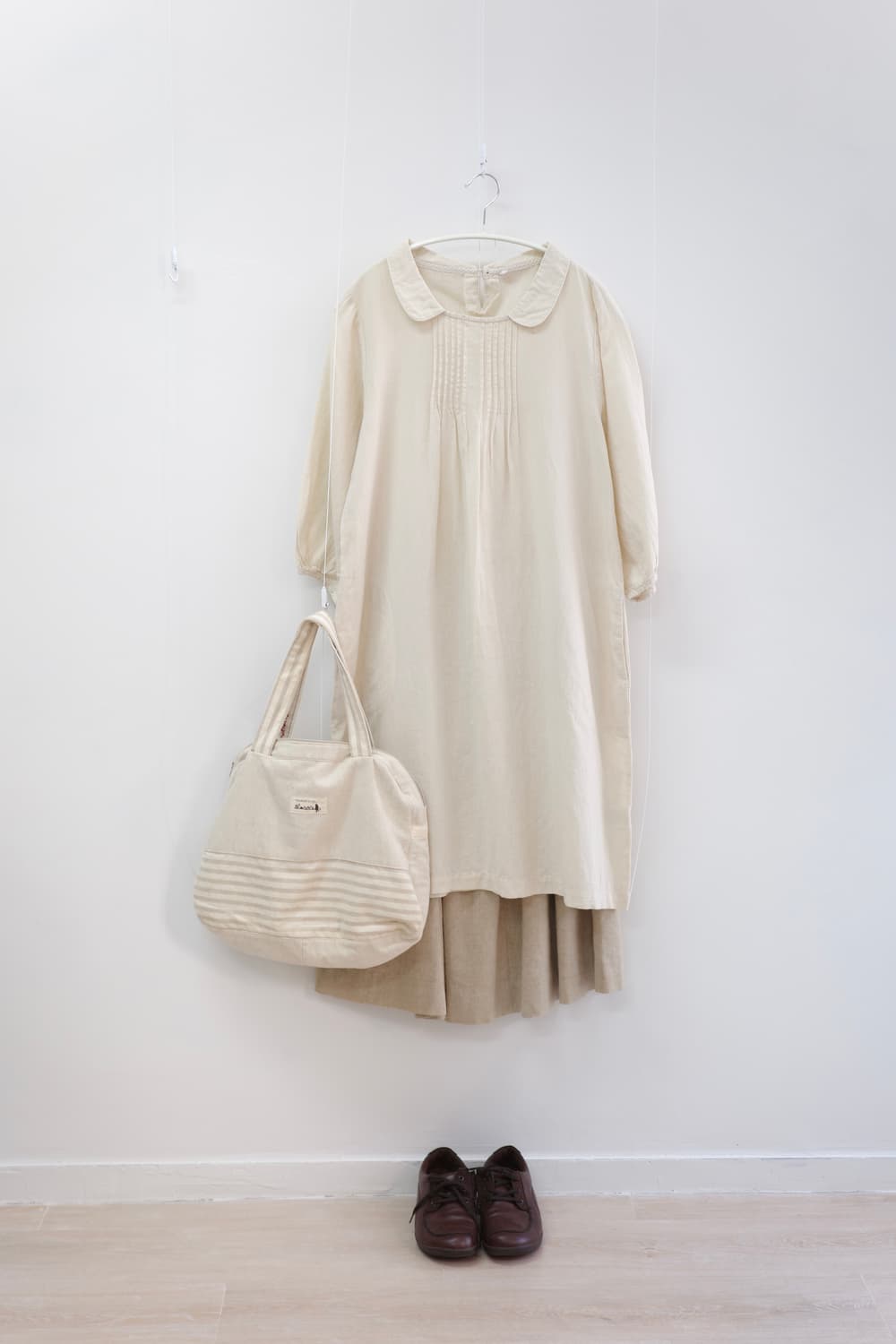 Oatmeal round collar one-piece 상품이미지1