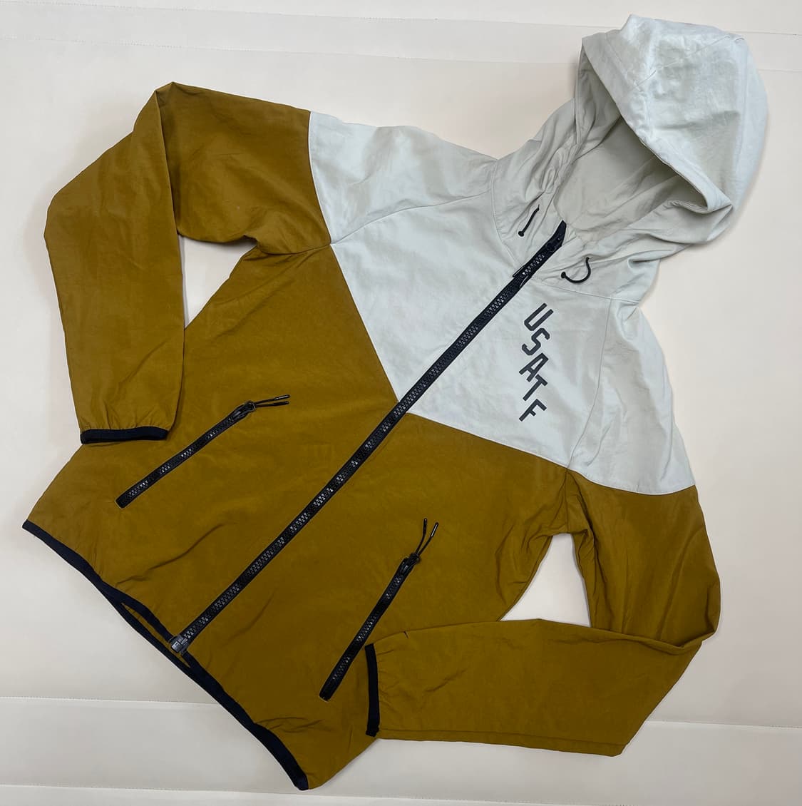 나이키 USATF 윈드러너 상품이미지1