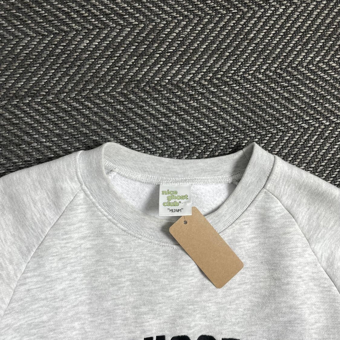 나이스고스트클럽 박시핏 빅로고 스웻 맨투맨o 4999 상품이미지3