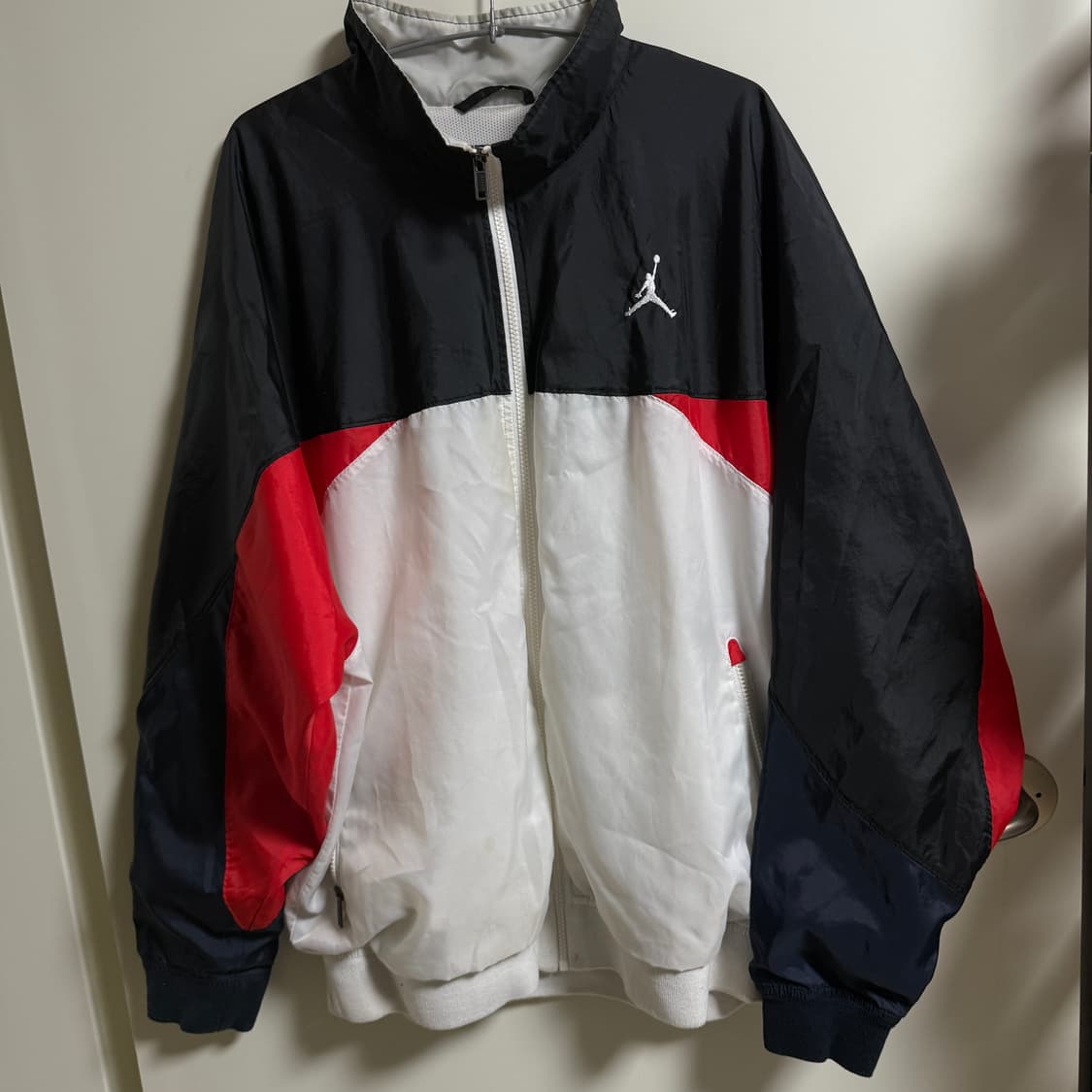 조던 배색 바람막이 ❤️🖤 상품이미지1