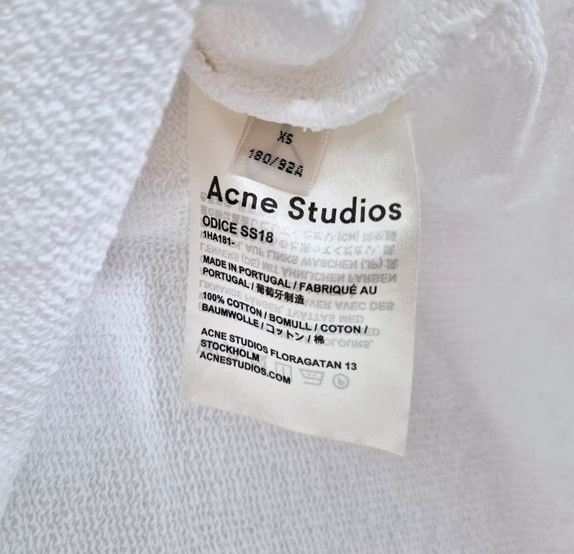 아크네스튜디오 크롭 맨투맨 상품이미지4