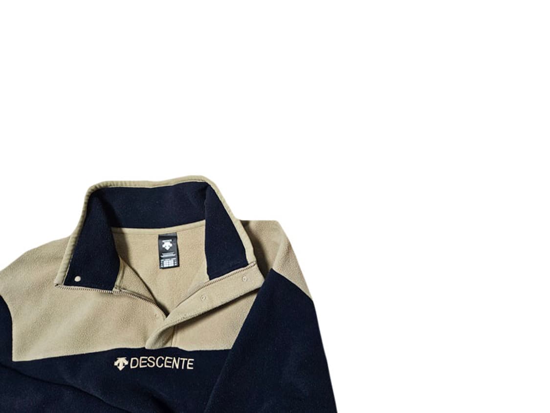 데상트 빈티지 스트릿 반집업 후리스 상품이미지3