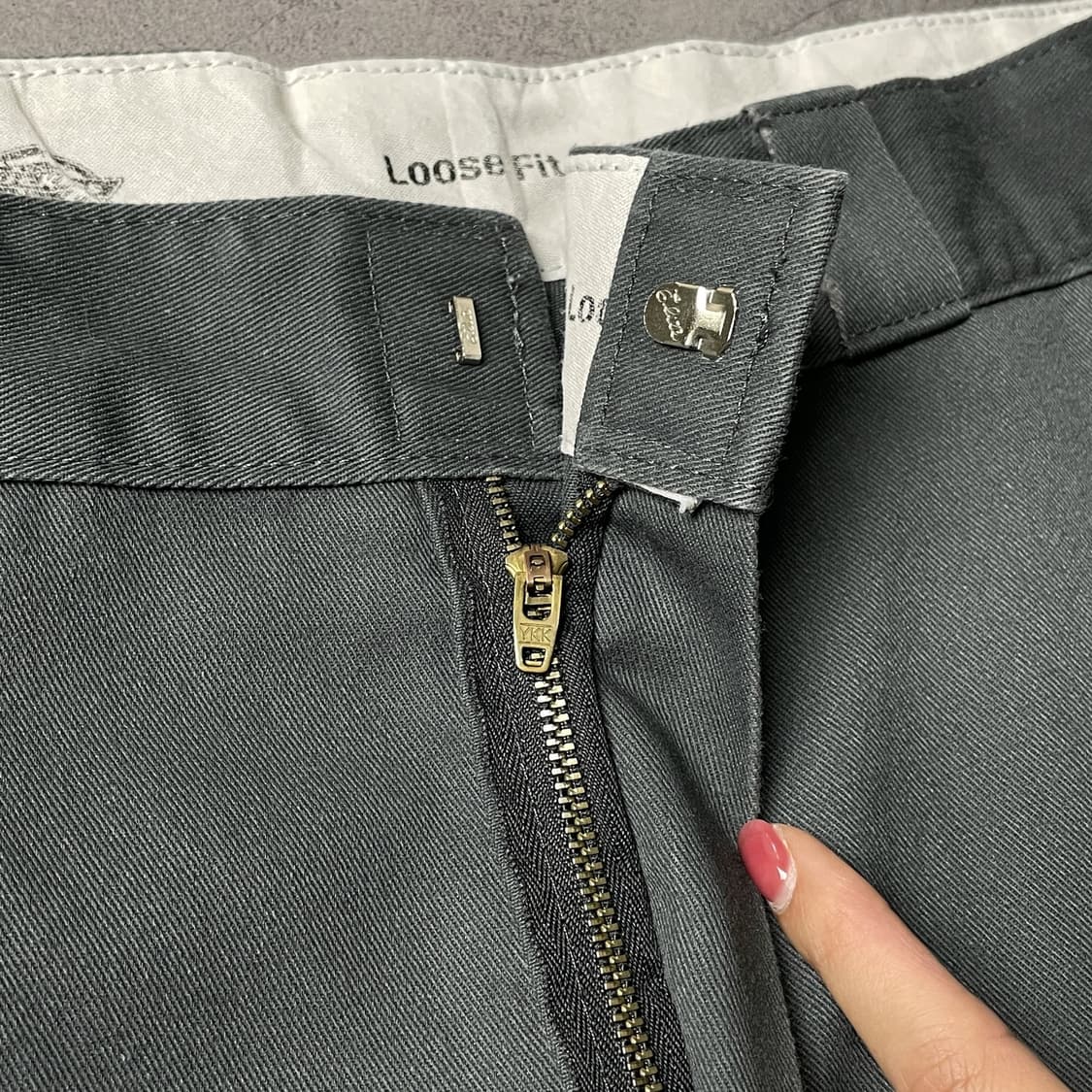 DICKIES 디키즈42283 루즈핏 버뮤다 워크 하프팬츠 A01102 상품이미지3