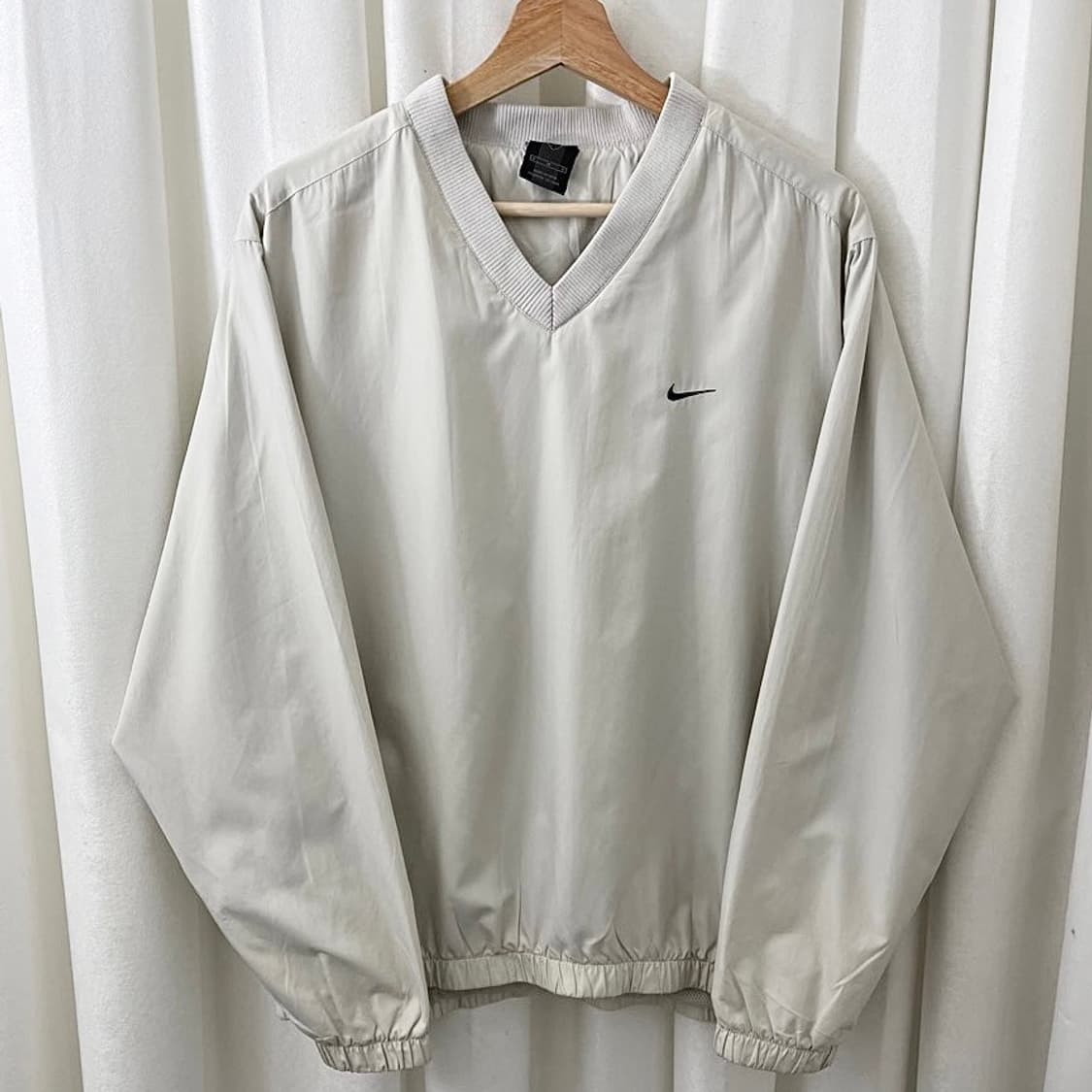 나이키 아이보리 브이넥 웜업 상품이미지2