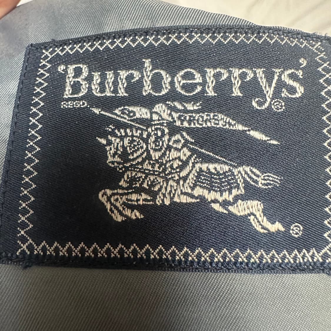 버버리 카키 울블레이저 100 상품이미지3