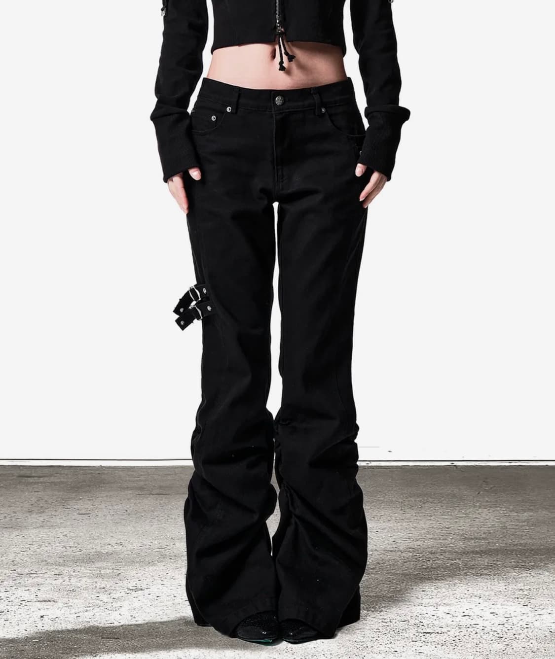 이양 더블 사이드 탭 부츠컷 팬츠 블랙 상품이미지2