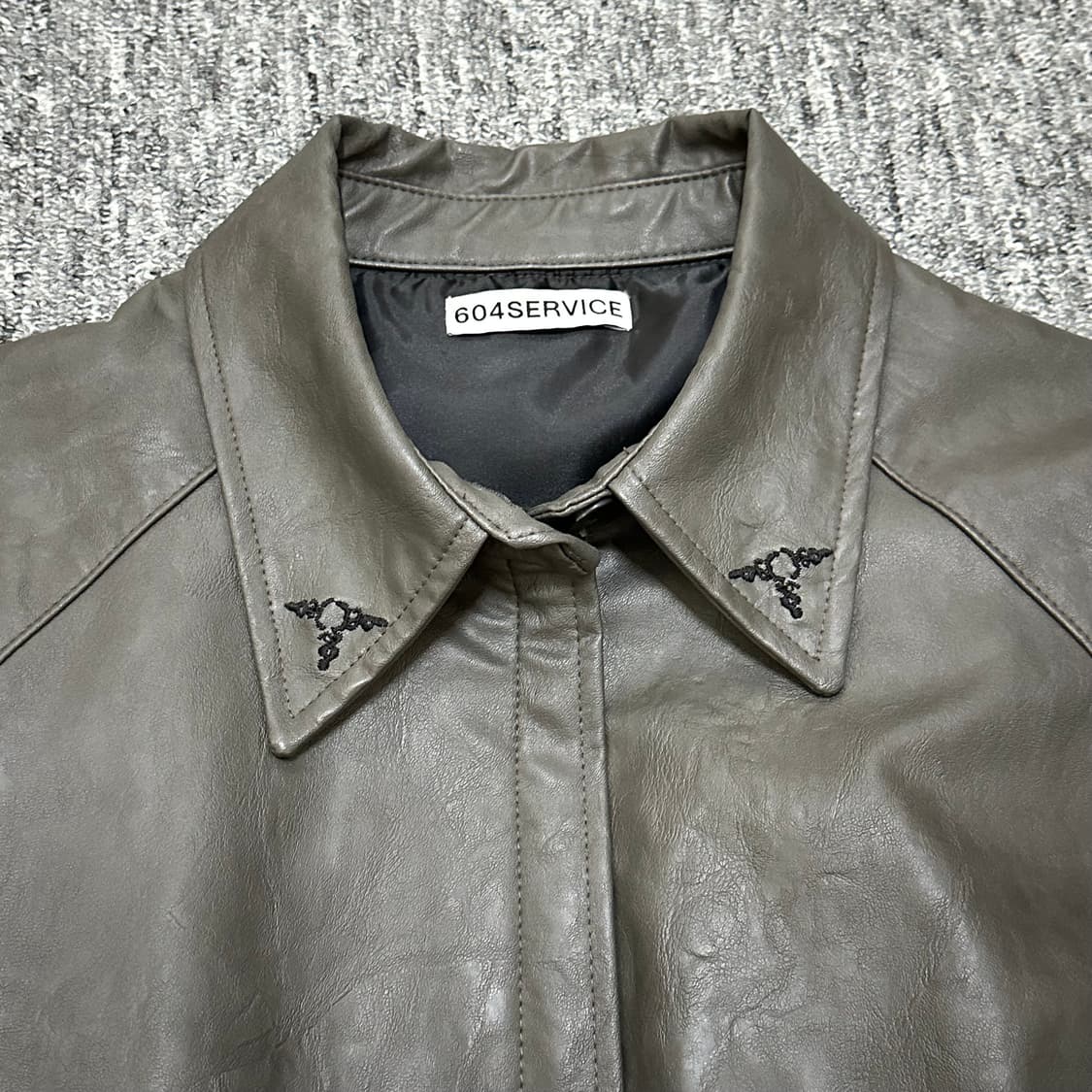 604 서비스 엠브로이더드 레더 가죽자켓 EMBROIDERED 상품이미지4
