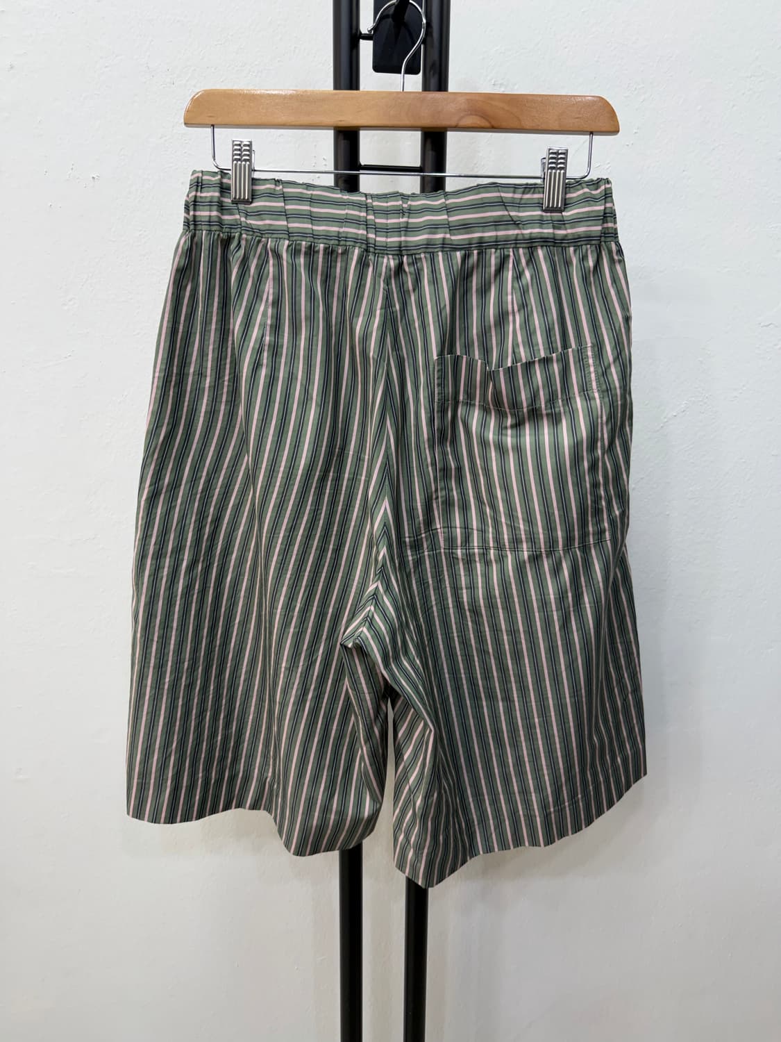 정품) 드리스반노튼 남성 오버핏 반바지 XS 상품이미지5