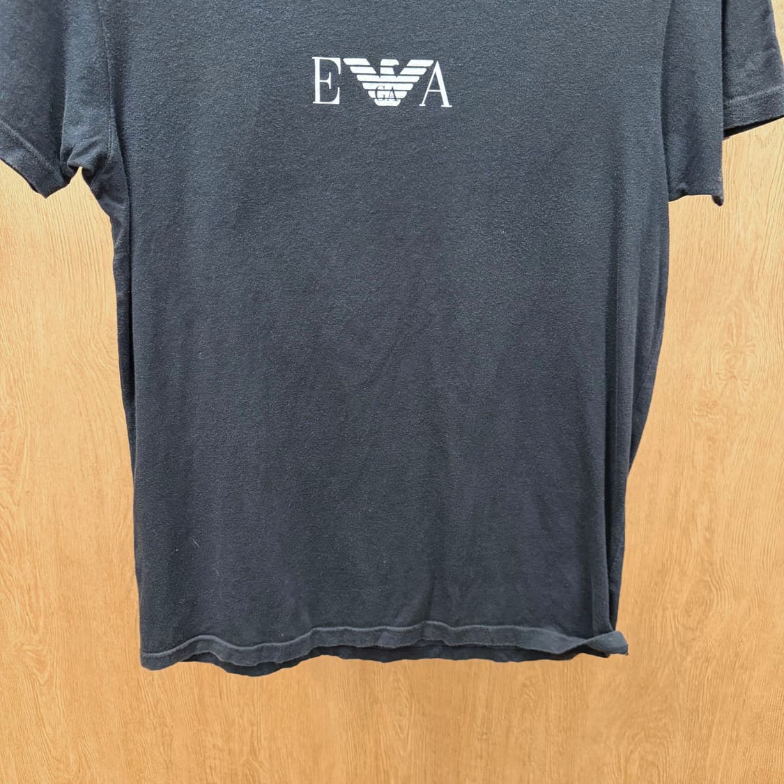 엠포리오 아르마니 라운드넥 반팔 티셔츠 로고 프린팅 디테일 블랙 상품이미지5