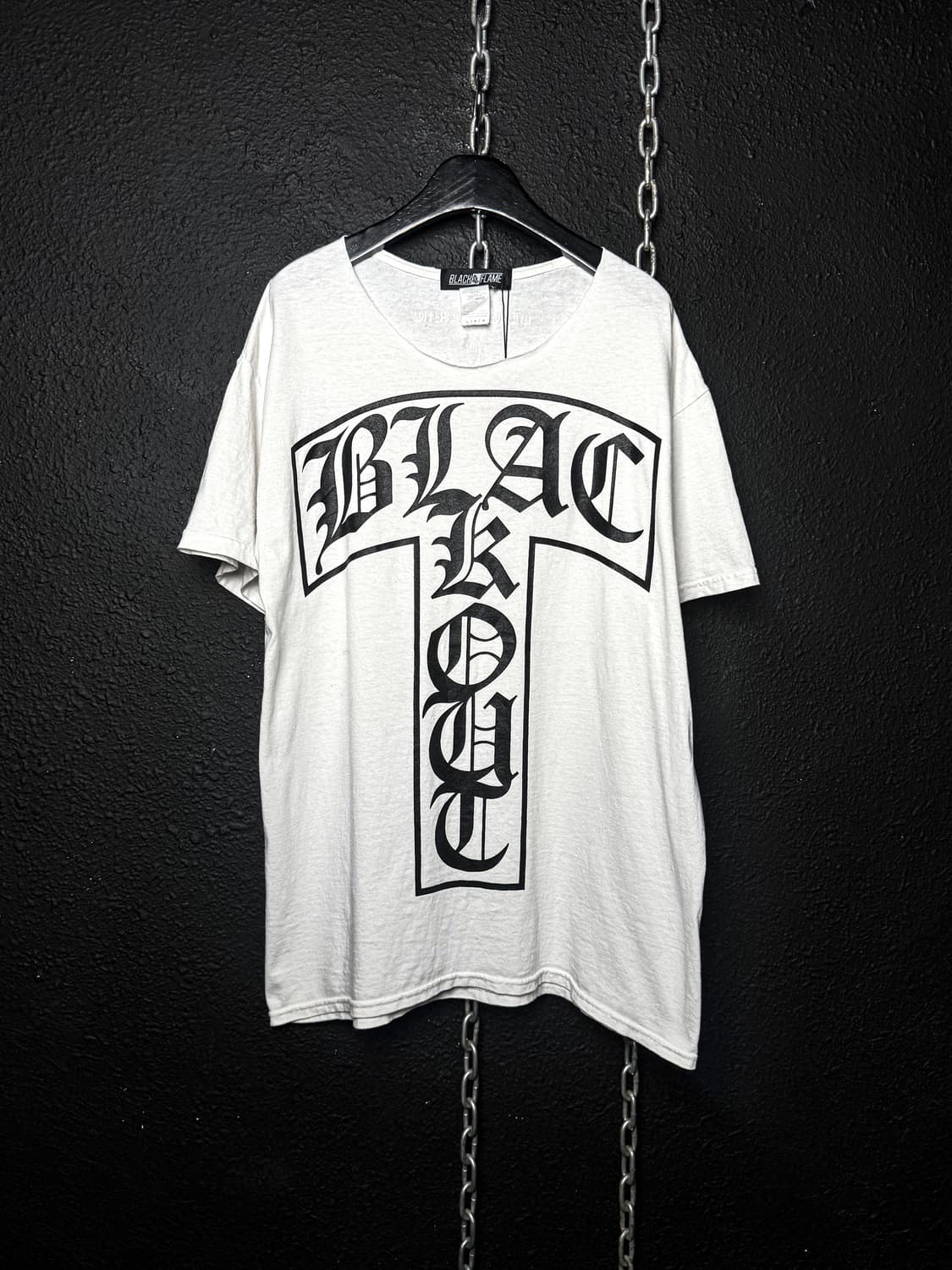 BLACK FLAME – Cross Logo Graphic T-Shirt 상품이미지1
