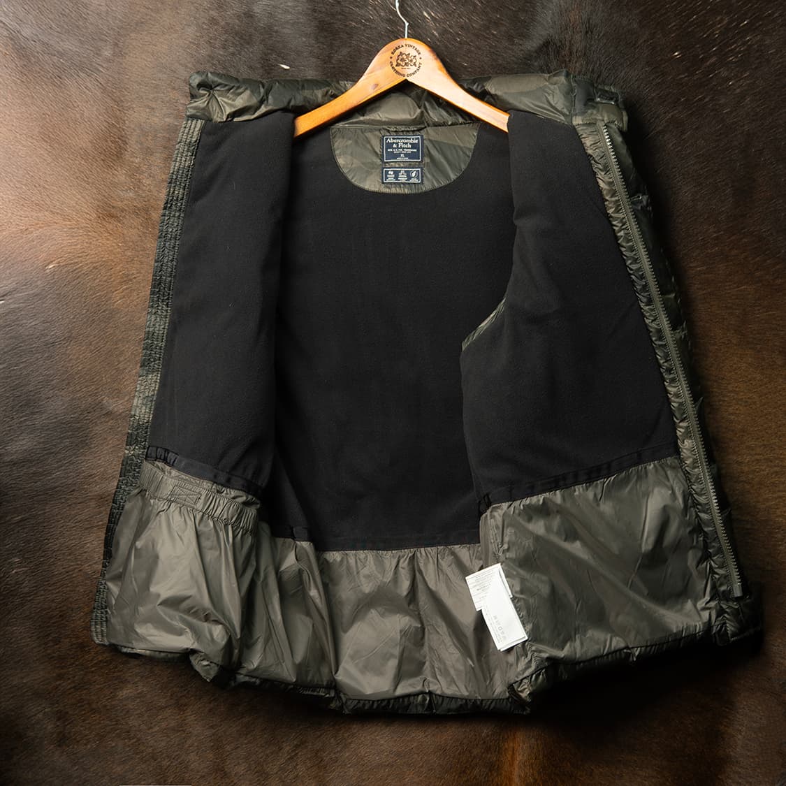 [108] 아베크롬비 카모플라쥬 그레이 덕다운 베스트 MT-1538  상품이미지8