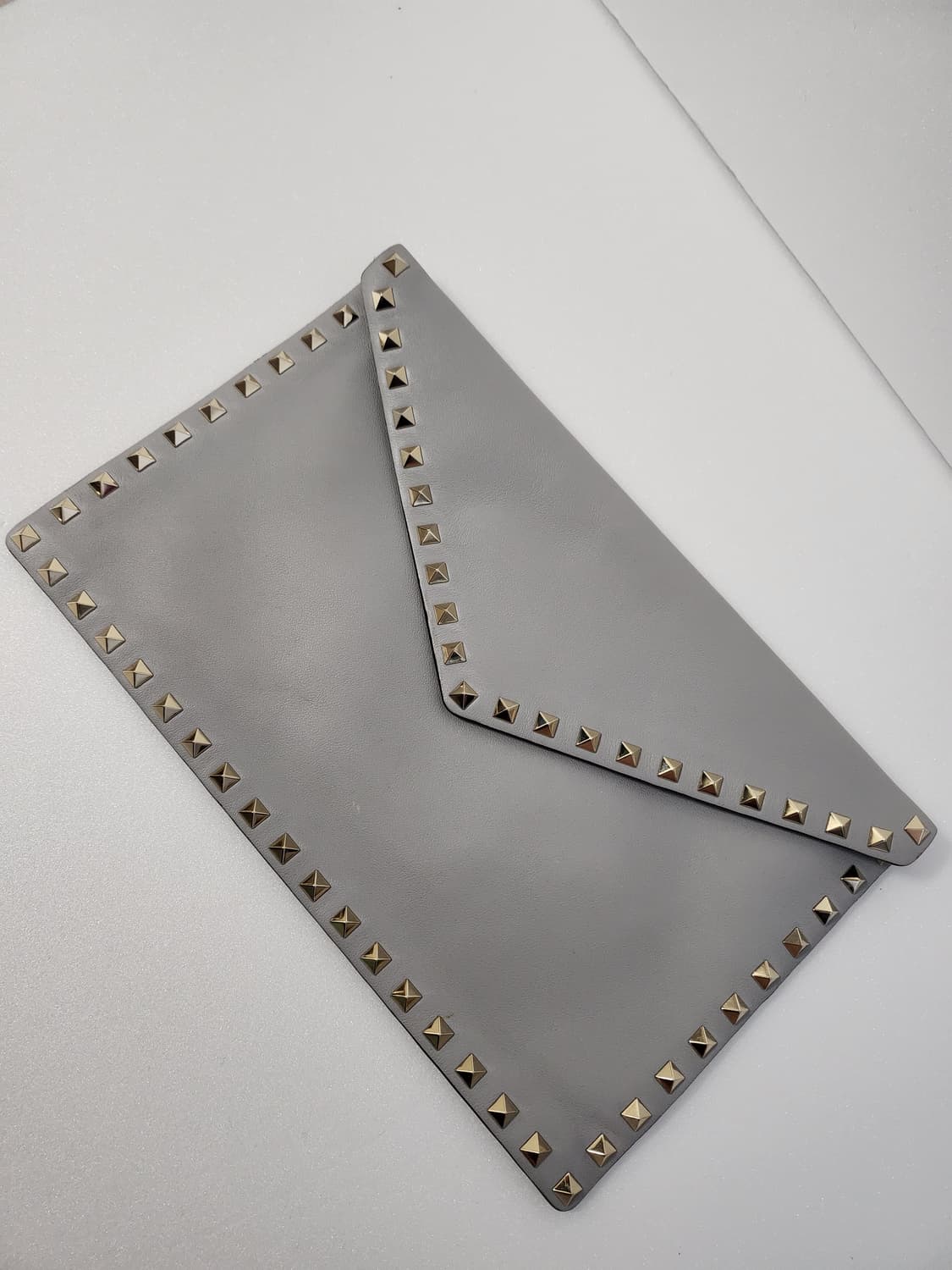 발렌티노 락스터드 클러치백 상품이미지1