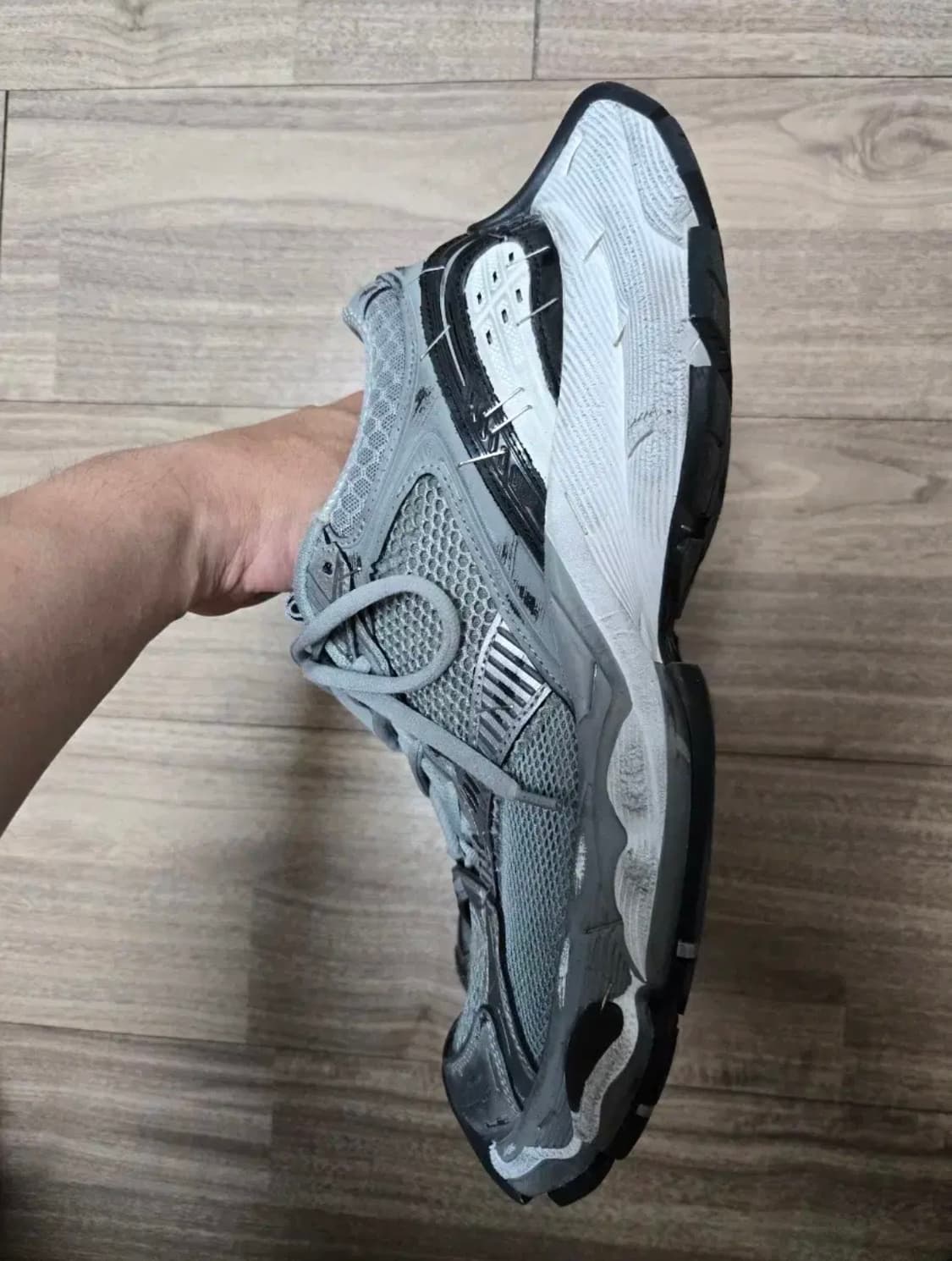 발렌시아가 스테이플러 42 상품이미지4