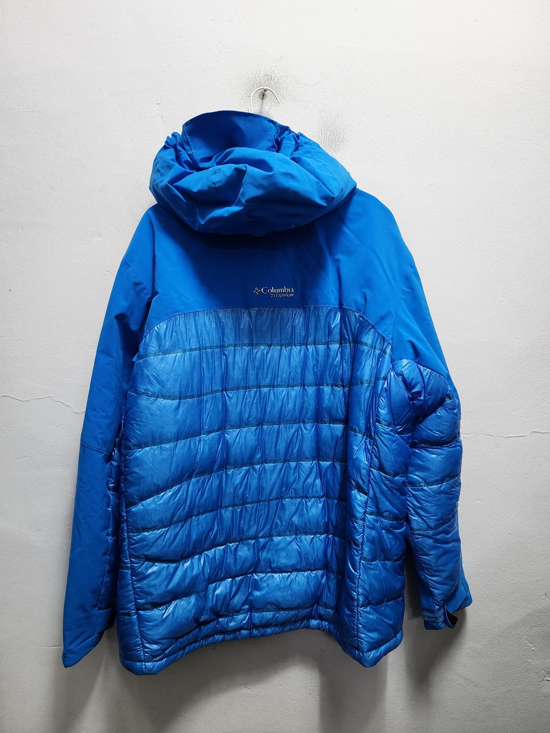 컬럼비아 티타늄 터보다운 경량패딩 상품이미지2