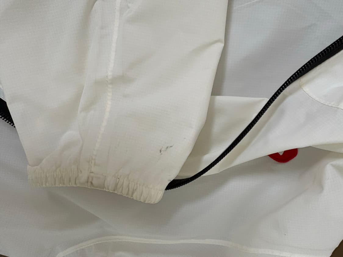 꼼데가르송 바람막이 상품이미지3