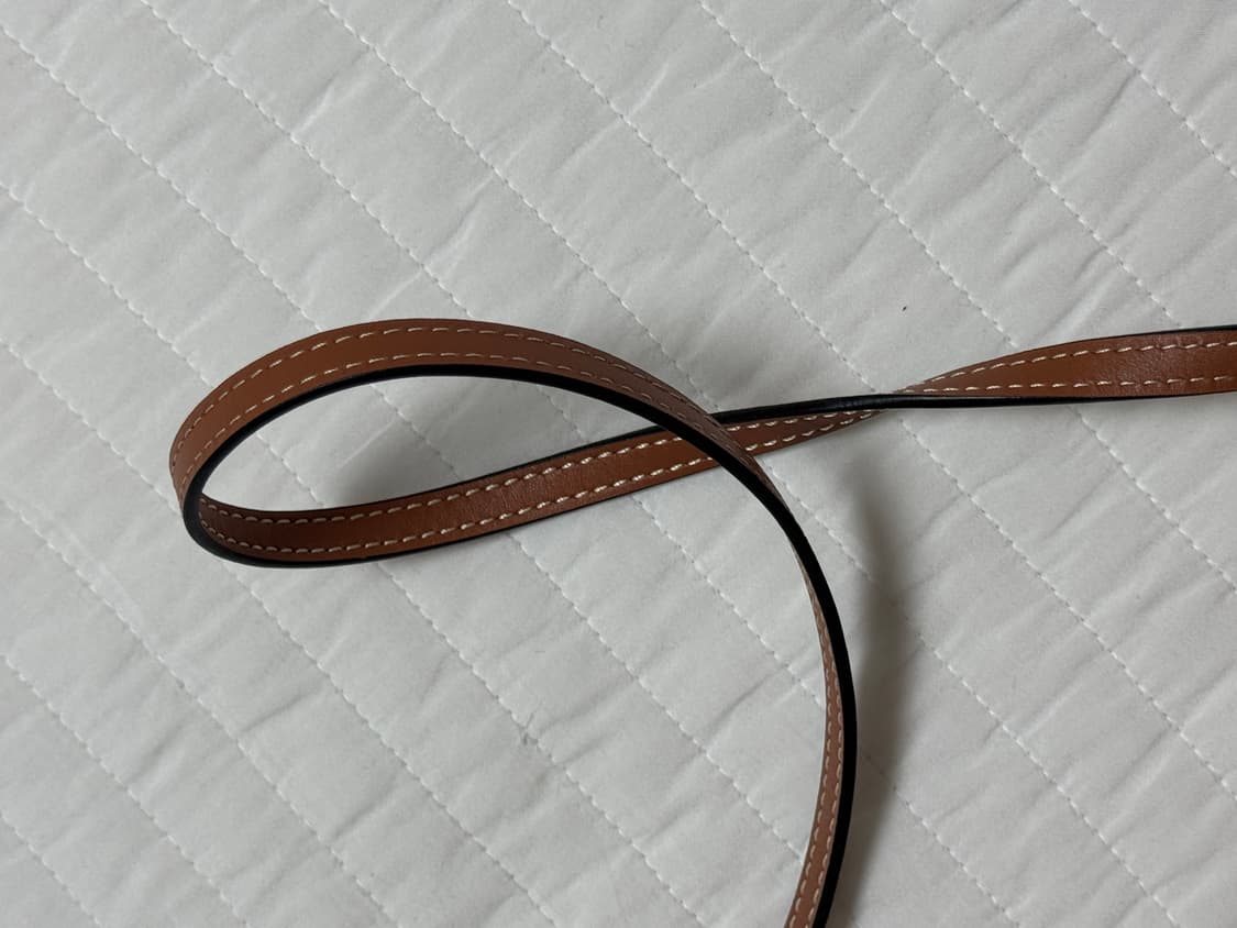 로에베 가죽 라탄 크로스백 상품이미지3