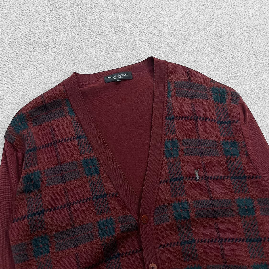 입생로랑 ysl 로고 아가일 니트 가디건 버건디 상품이미지2