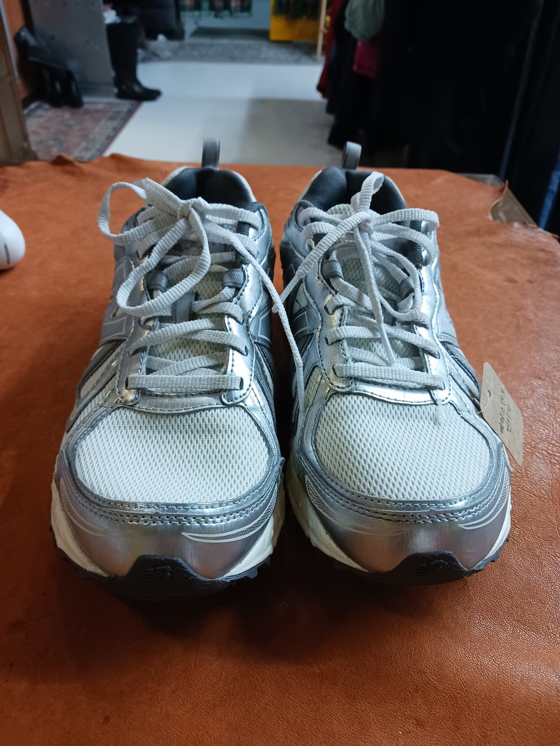 뉴발란스 410V5 트레일 러닝화 상품이미지1