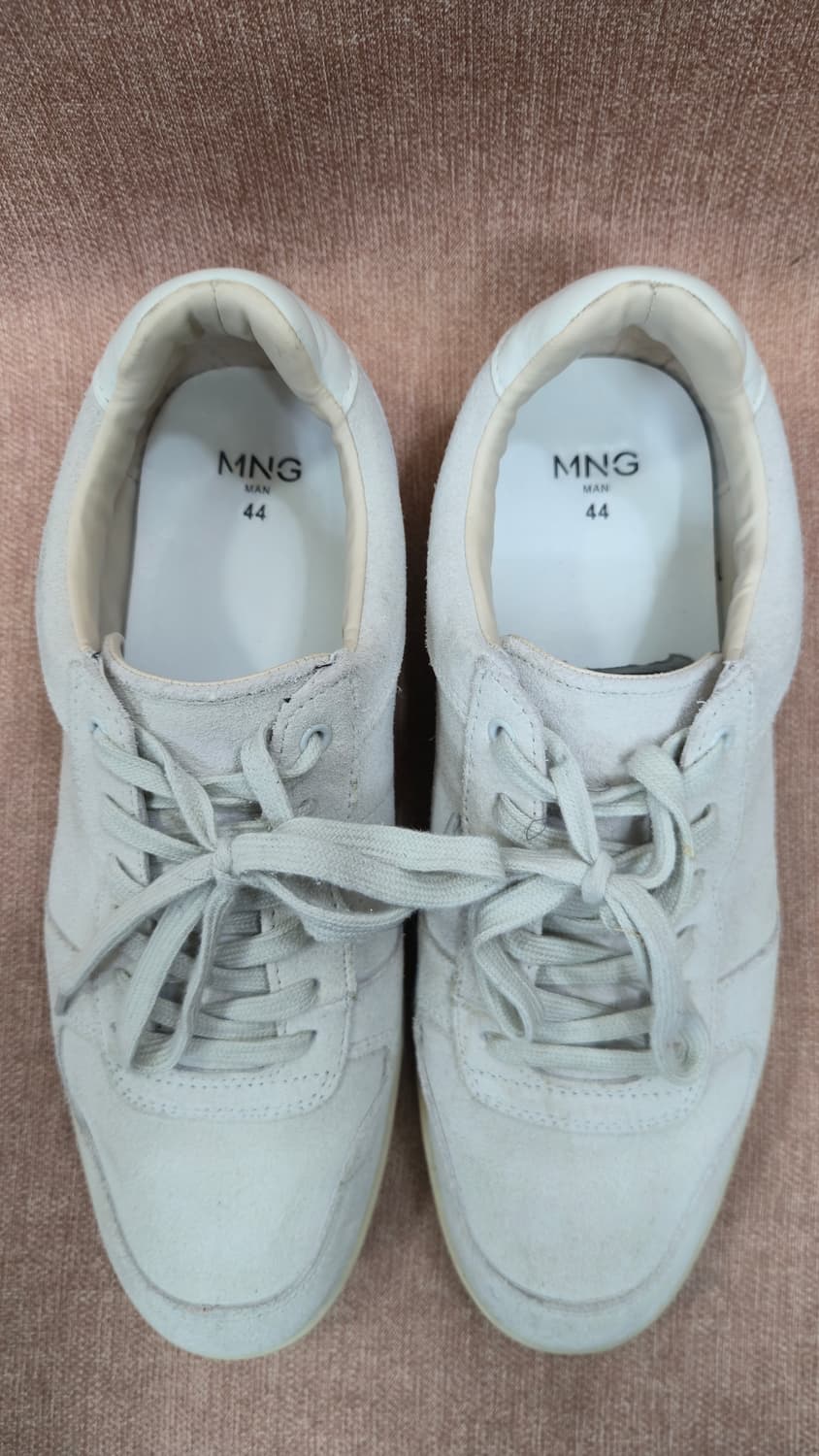 망고 285mm- 화이트 색상 스웨이드  스니커즈 상품이미지2