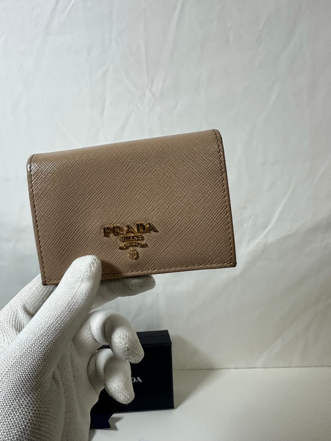 프라다 사피아노 명함지갑 핑크베이지 (OS) 상품이미지2