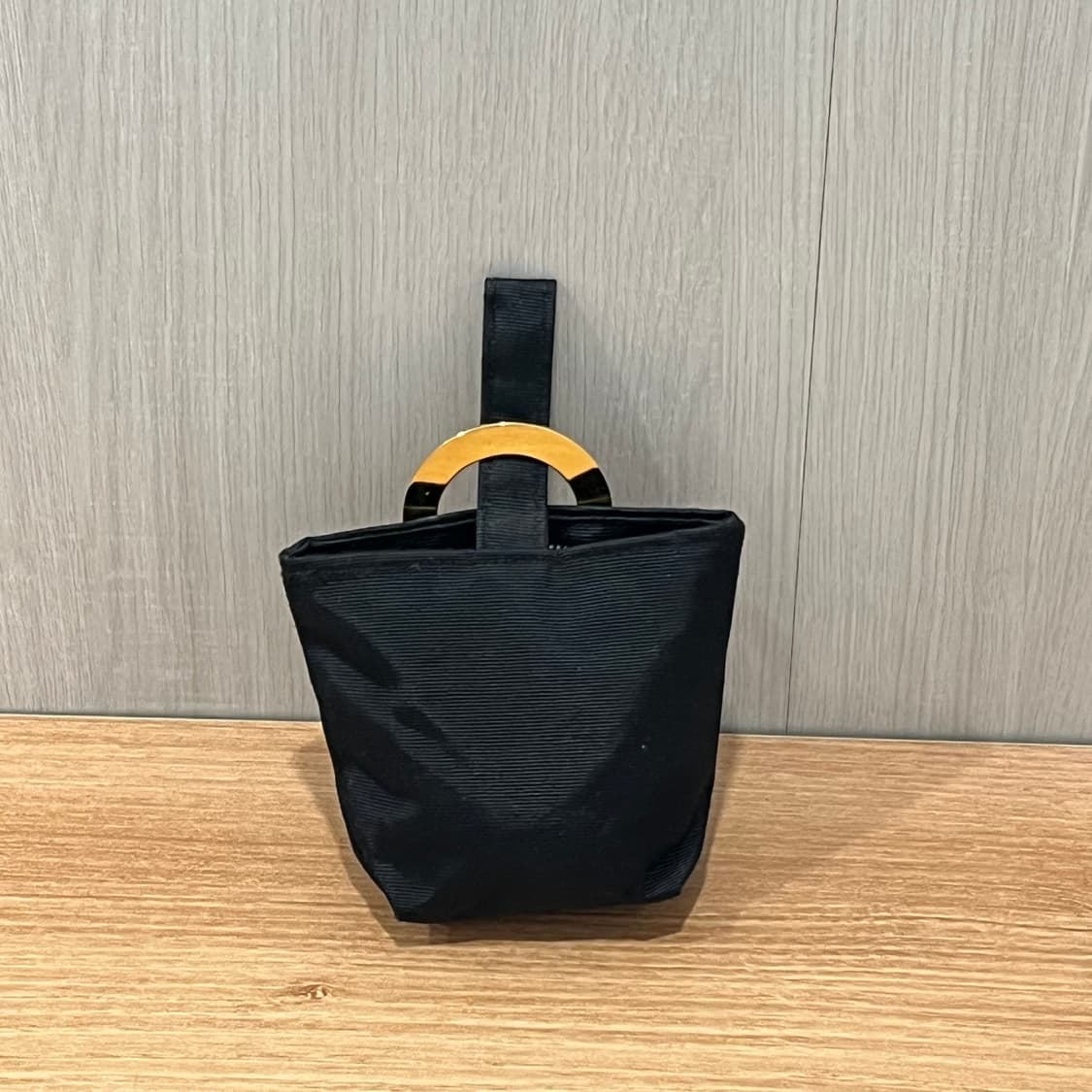 셀린느 미니 링 파우치 토트 상품이미지4