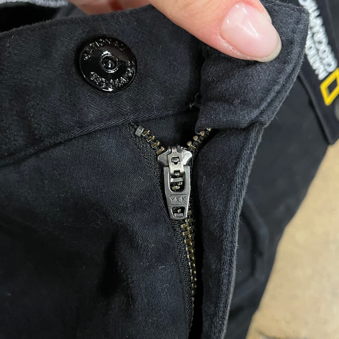 [정품/70] 내셔널지오그래픽 블랙 카고 바지 b10 상품이미지5