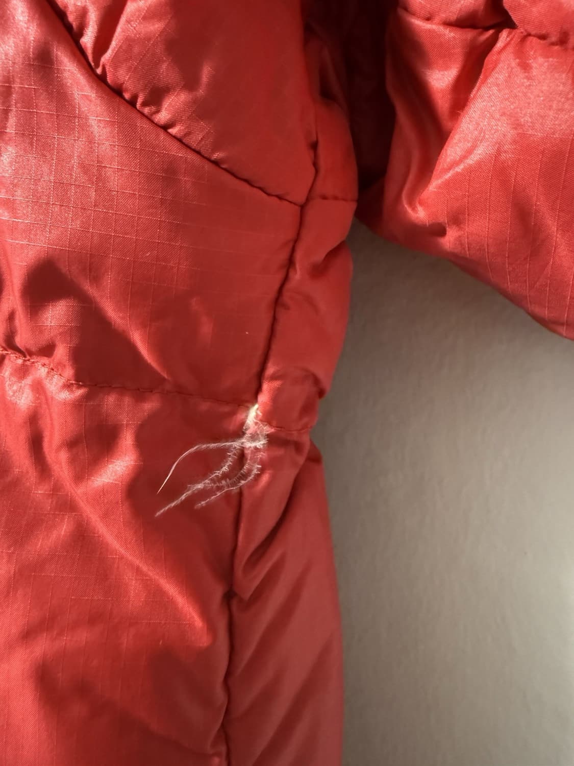 17FW 노스페이스 누프시 700 패딩 레드/블랙 상품이미지6