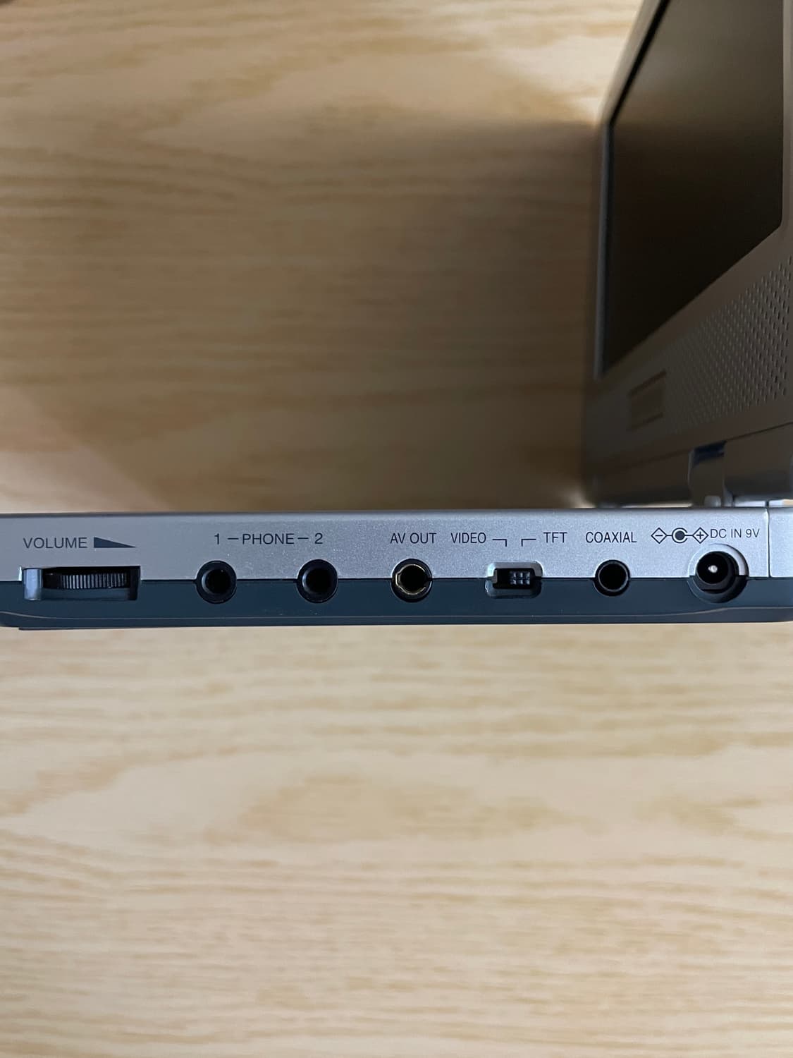블루닷 BDP-1720AS 포터블 DVD플레이어 상품이미지4