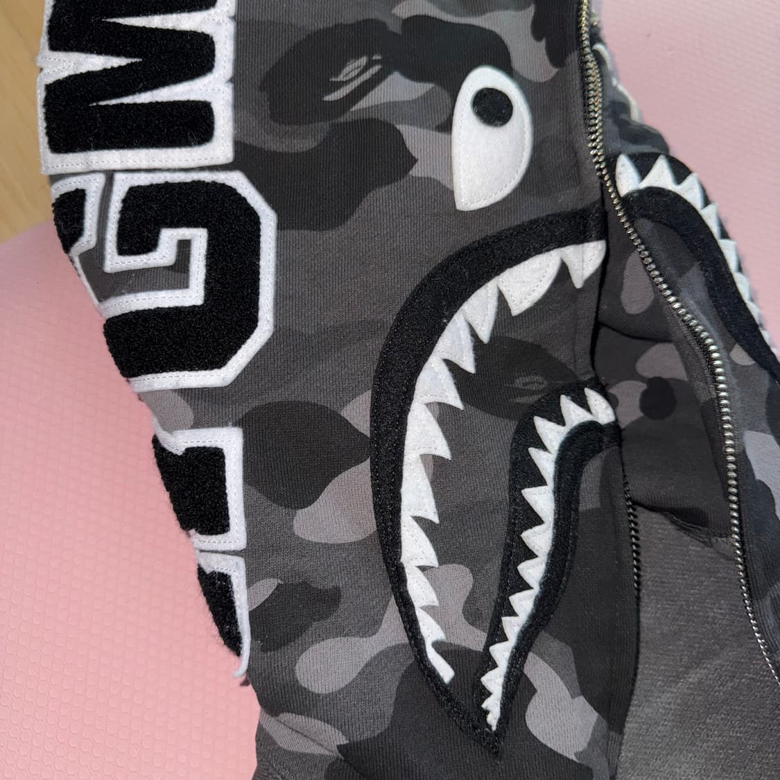 bape x black eye patch 카모 후디 s 상품이미지3