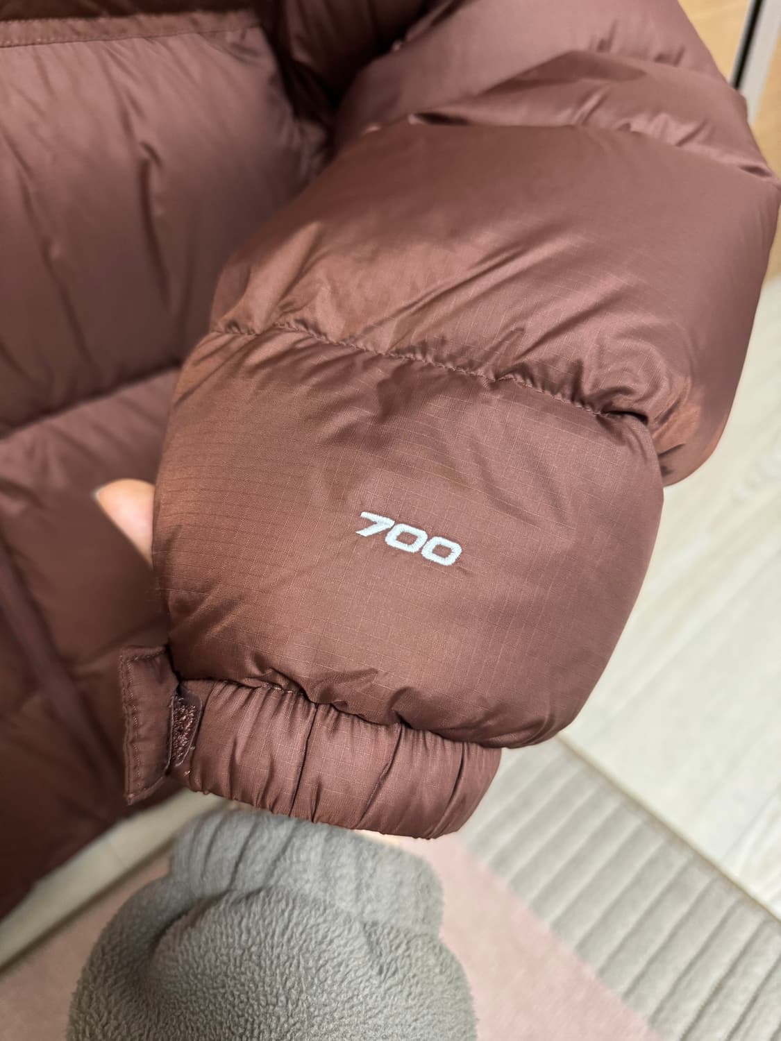 [m]노스페이스 700 다크오크 패딩 (NF0A3C8D) 상품이미지6