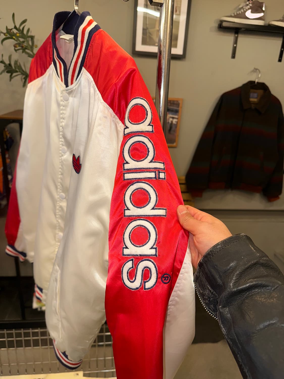 80’s Adidas logo embroidery jacket 상품이미지6