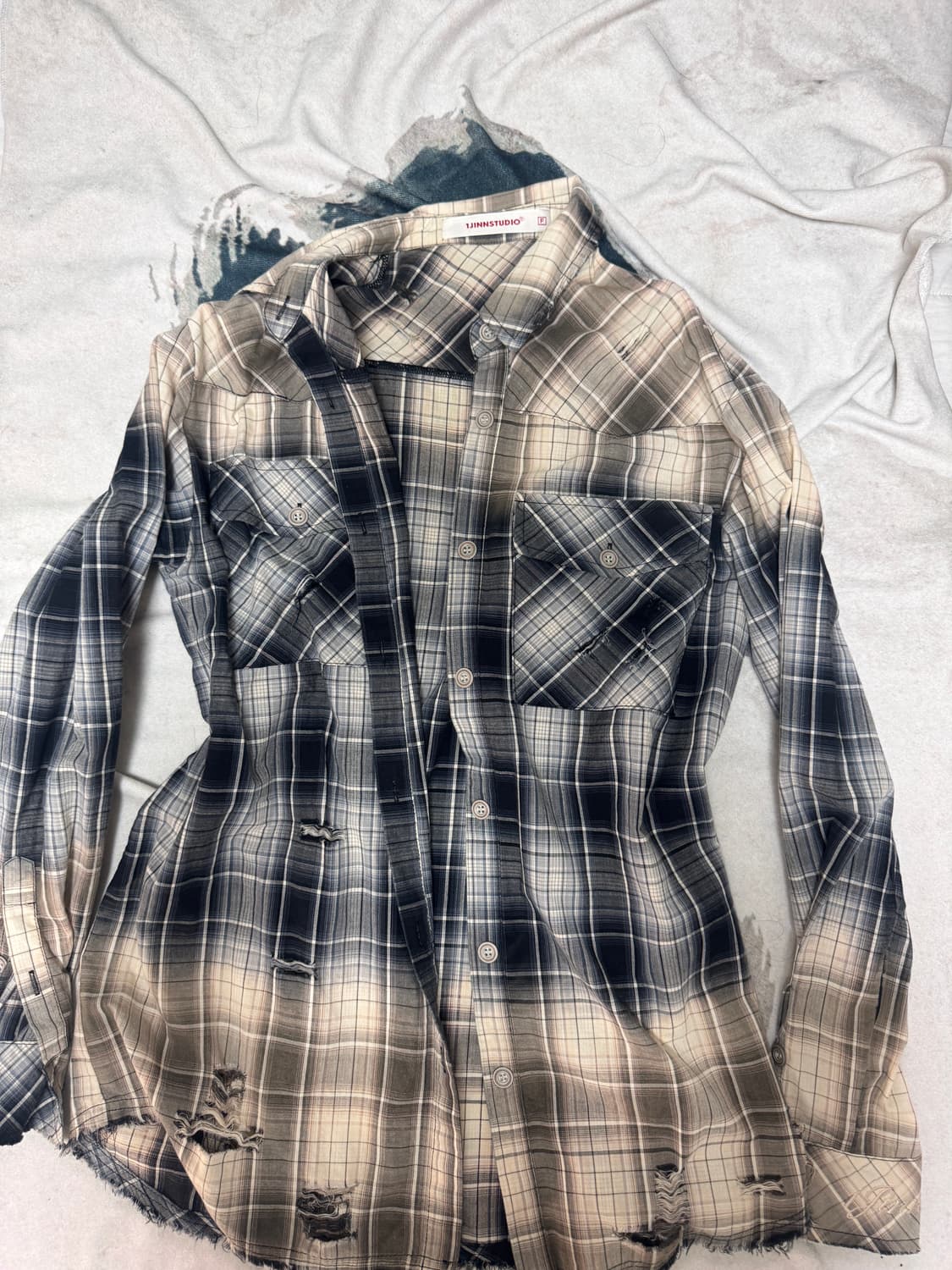 1jinn studio 디스트로이드 셔츠 상품이미지2