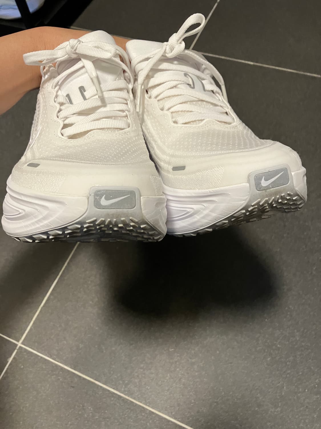 보메로 플러스 올화이트 235 상품이미지6