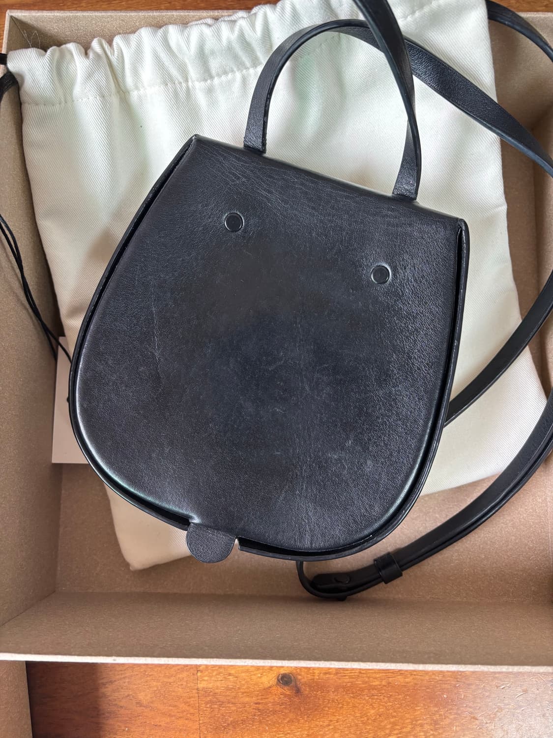 르메르 타코백 블랙 상품이미지4