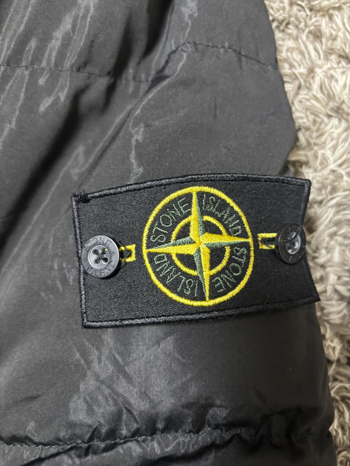 스톤아일랜드 후드패딩 상품이미지2