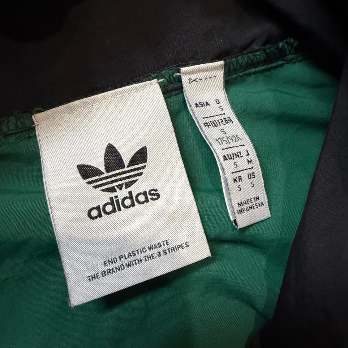 아디다스 어드벤처 윈드브레이커 후드 상품이미지3