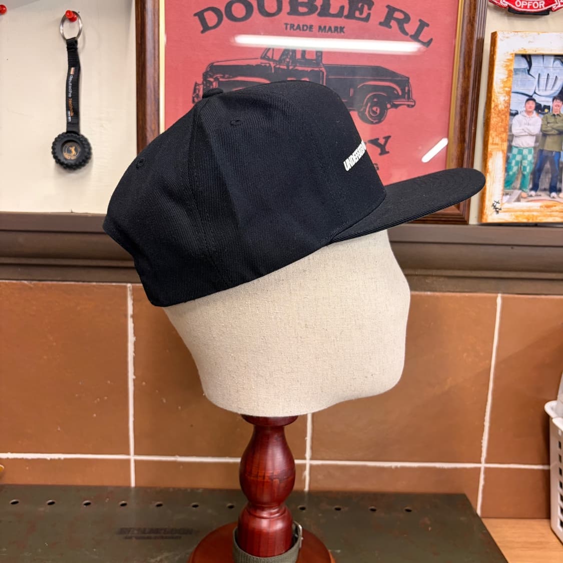 UNDEFEATED Logo 6-Panel Cap Black Free 상품이미지3